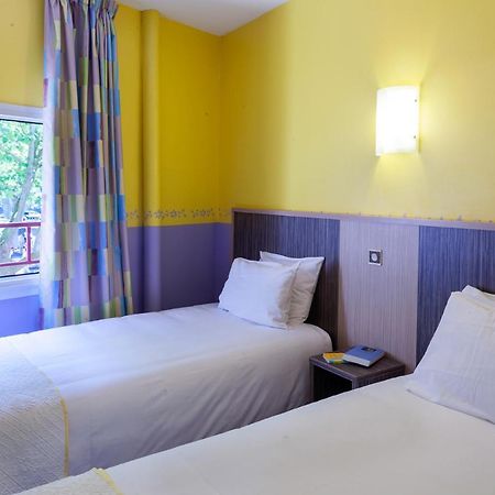 Brit Hotel Le Lion D'Or 希农 外观 照片
