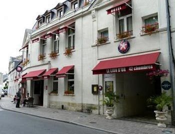 Brit Hotel Le Lion D'Or 希农 外观 照片
